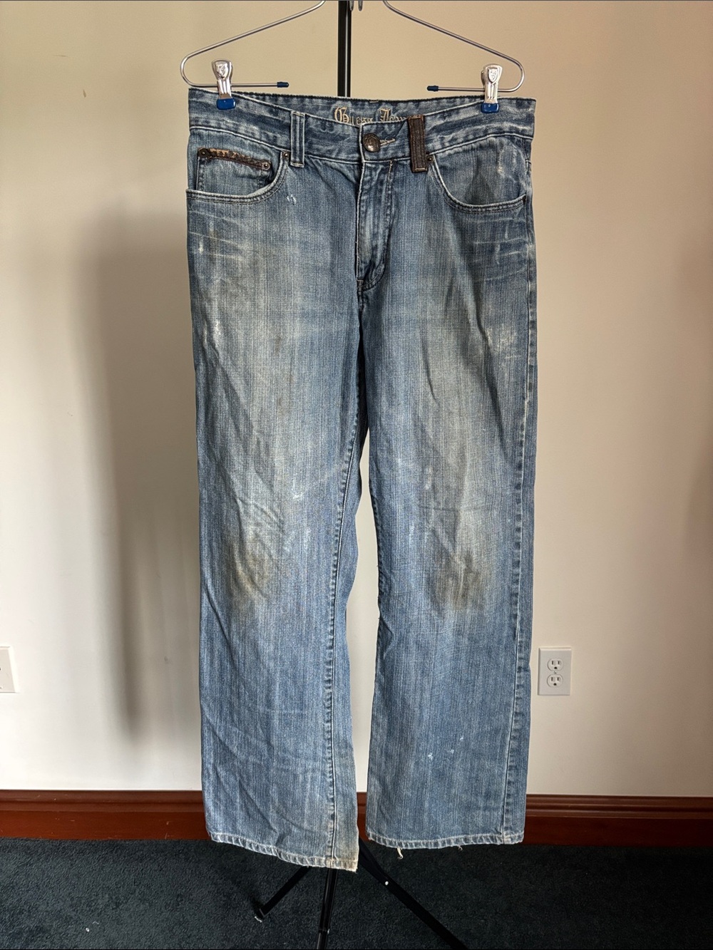 Guess Men's Straight Jeans in Faded Blue Denim